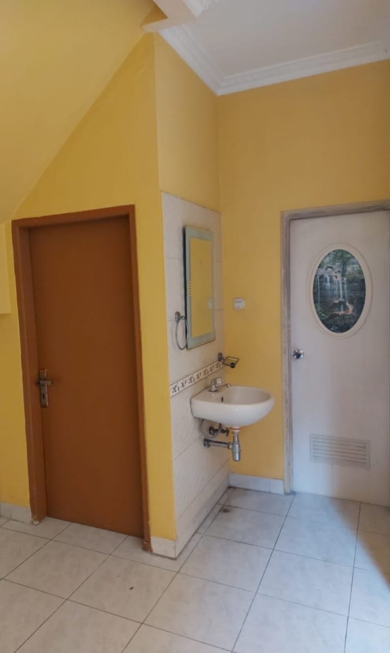 Rumah Dijual di Cluster Meadow Green Lippo Cikarang